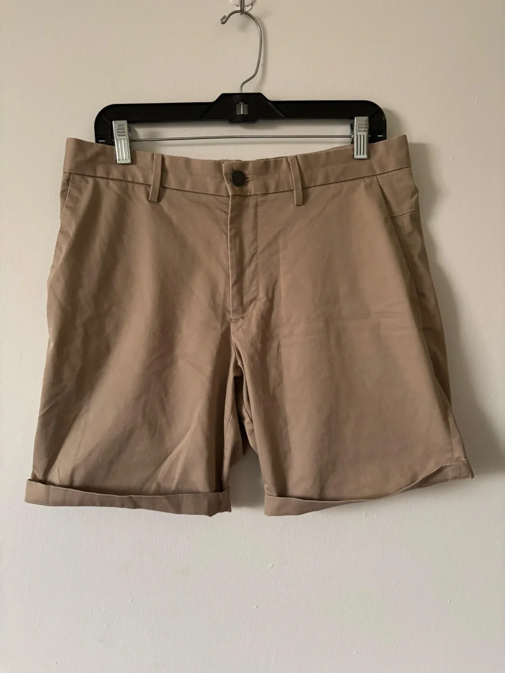 Banana Republic Men's Flat-Front Chino Shorts - Taupe